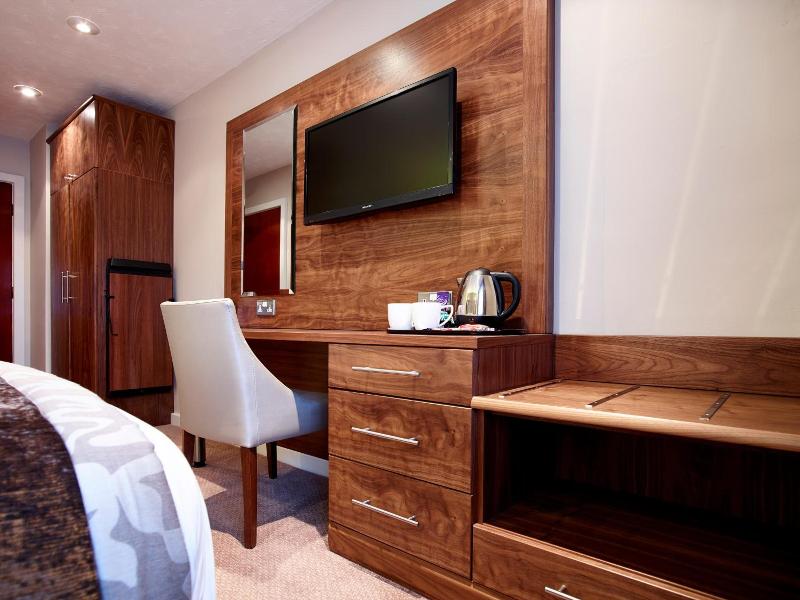Briar Court Hotel image