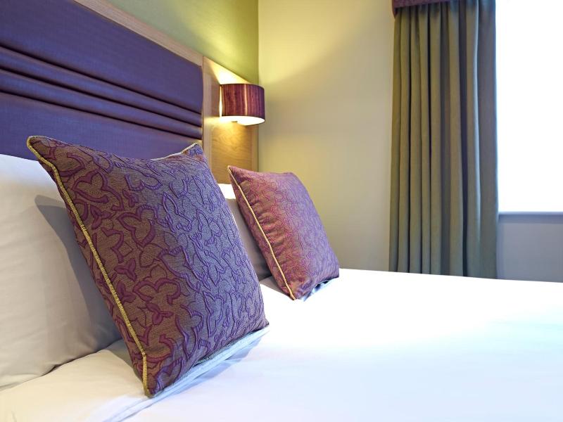 Briar Court Hotel image