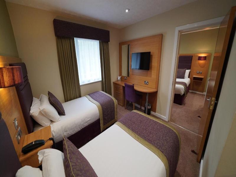 Briar Court Hotel image