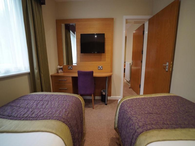 Briar Court Hotel image