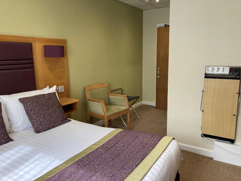 Briar Court Hotel image