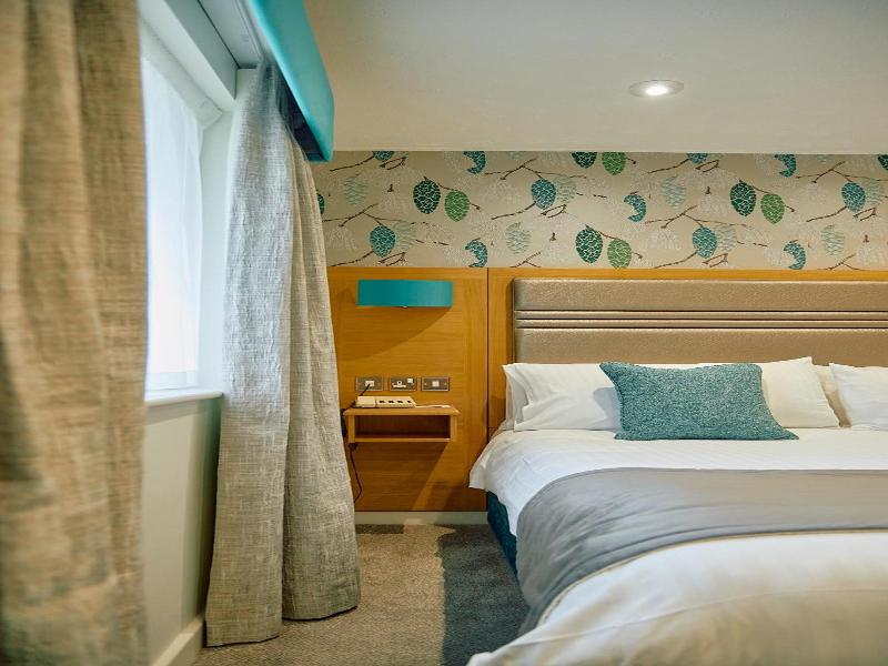 Briar Court Hotel image