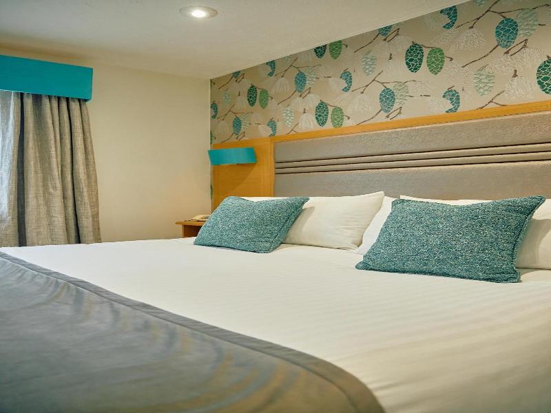 Briar Court Hotel image