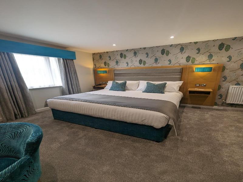 Briar Court Hotel image