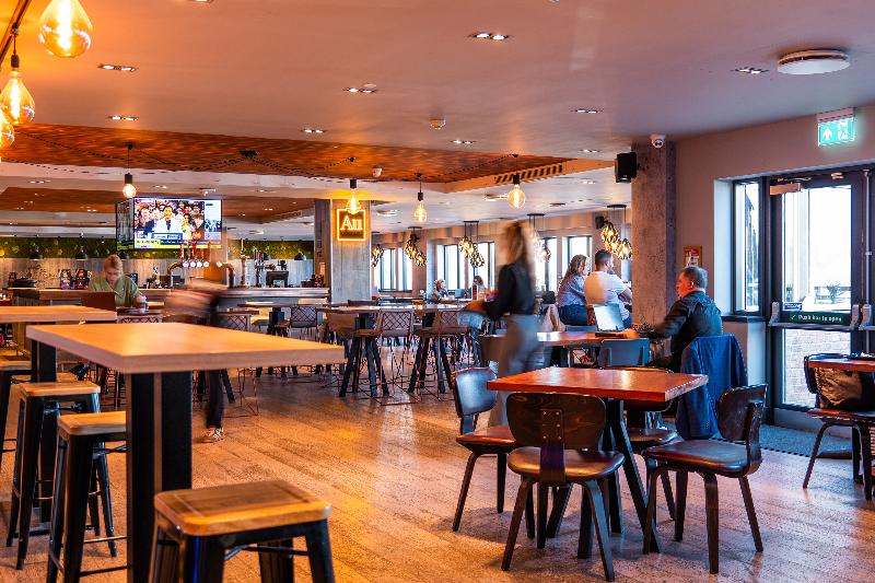 Village Hotel Birmingham Walsall image