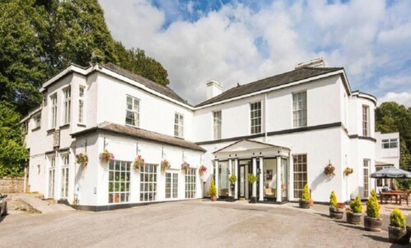 The Manor Hotel image
