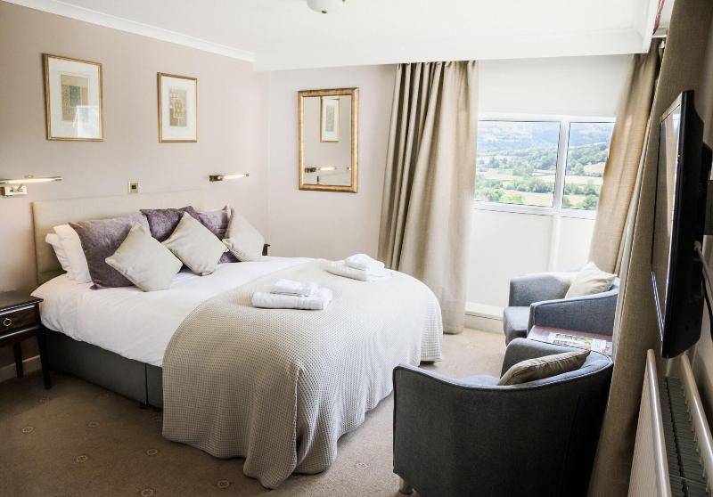 The Manor Hotel image