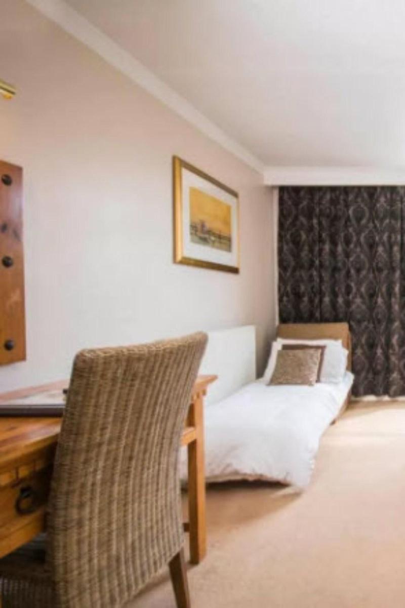The Manor Hotel image