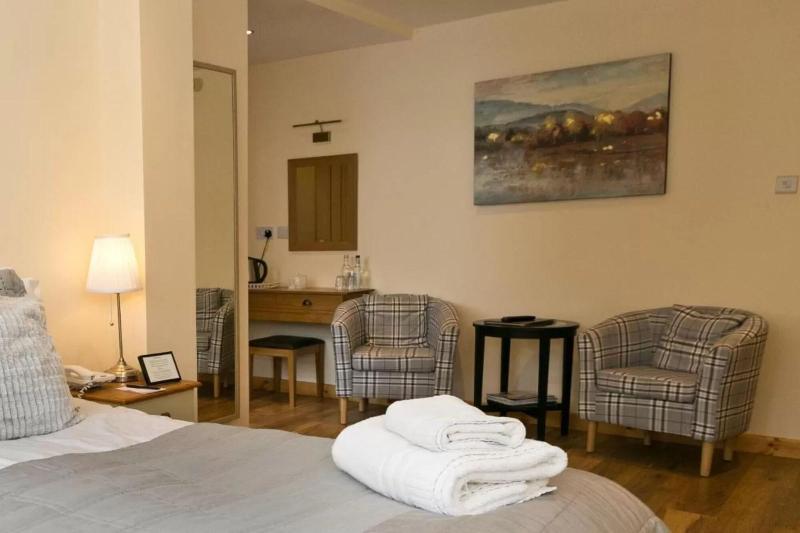 The Manor Hotel image
