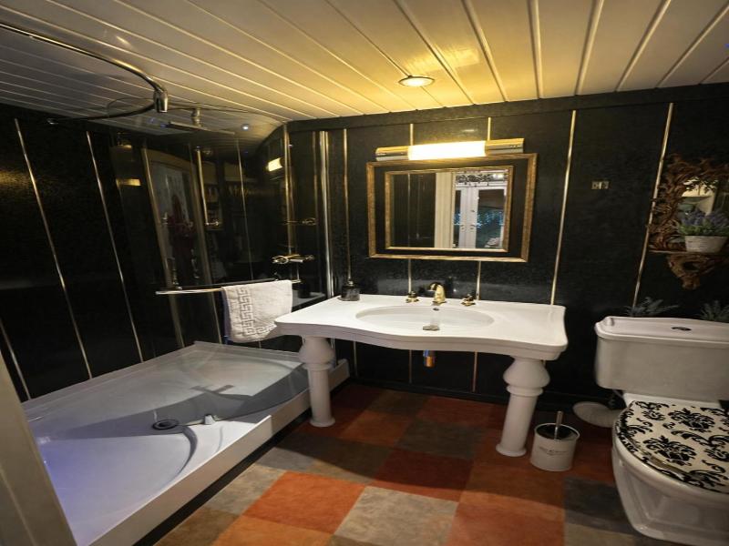 The Mirador Boutique Town House - Swansea image