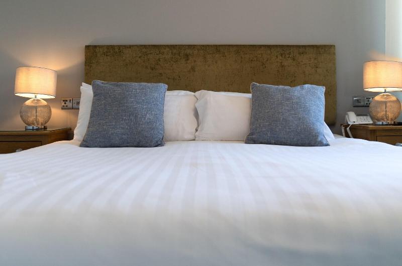 Cliff Hotel and Spa image