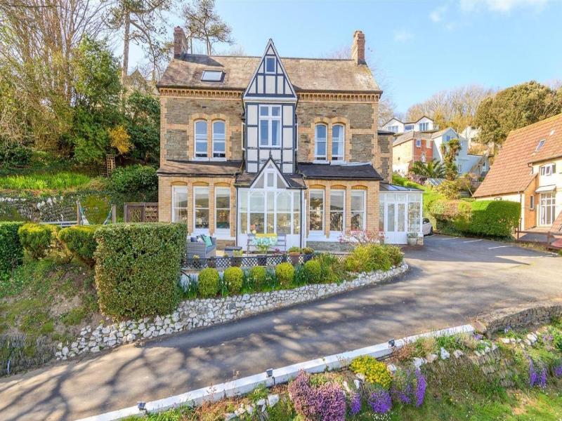 Norbury House Stylish Accommodation image