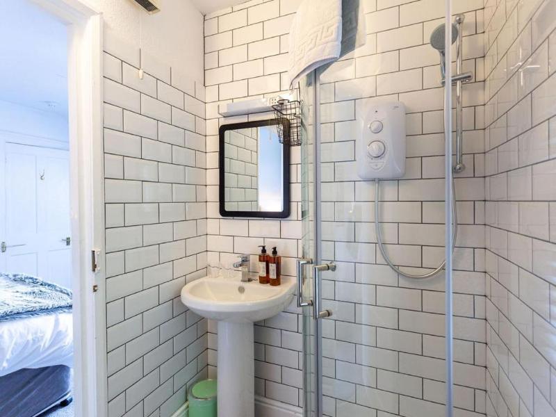 Norbury House Stylish Accommodation image