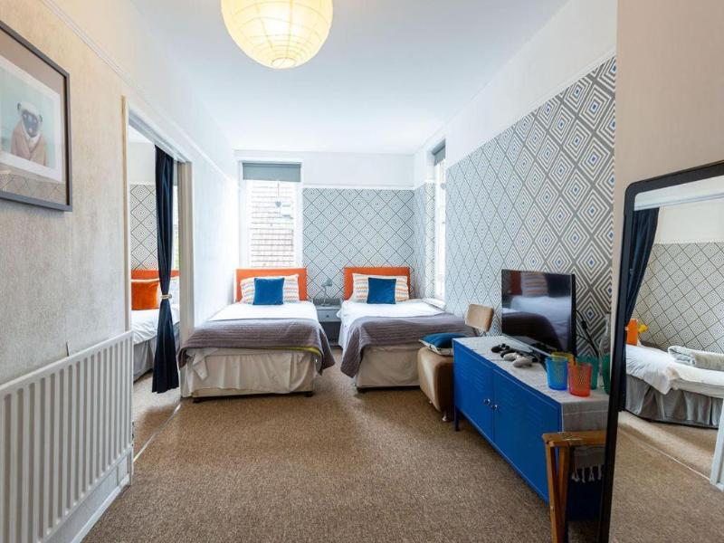 Norbury House Stylish Accommodation image