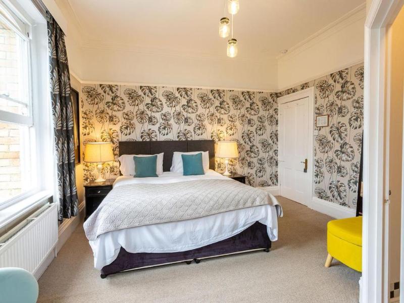 Norbury House Stylish Accommodation image