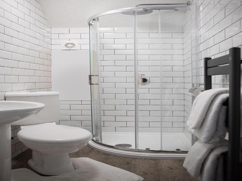Norbury House Stylish Accommodation image