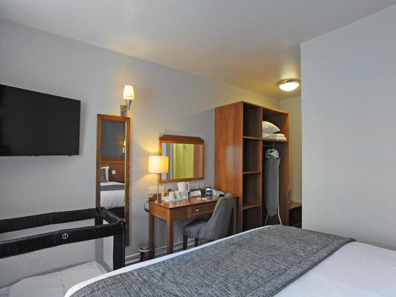 Brentwood Inn by Good Night Inns image