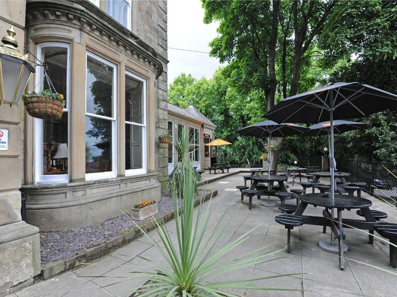 Brentwood Inn by Good Night Inns image