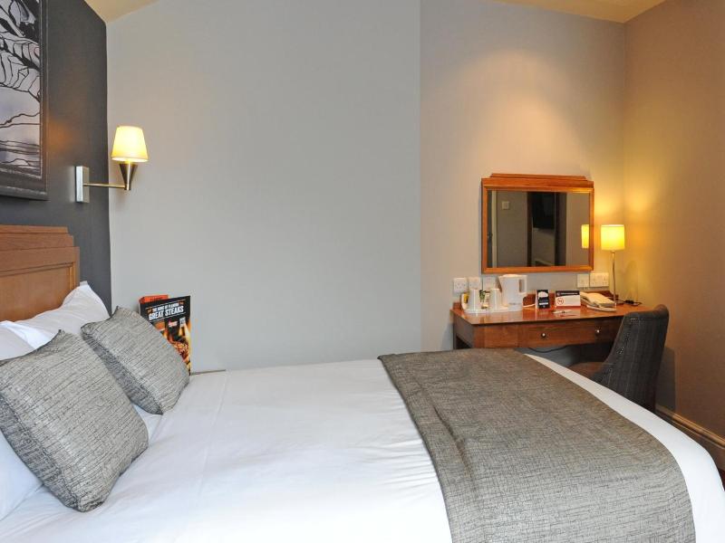 Brentwood Inn by Good Night Inns image