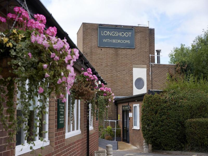 The Longshoot Hotel by Greene King Inns image