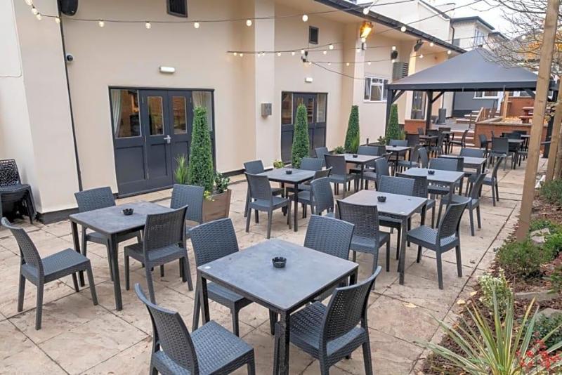 Charnwood Arms by Good Night Inns image