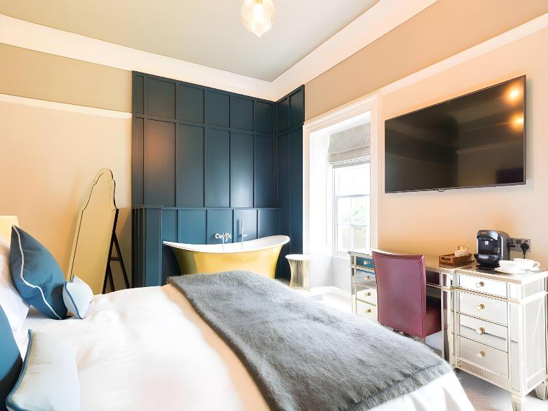 Hallgarth Manor House, Signature Collection image
