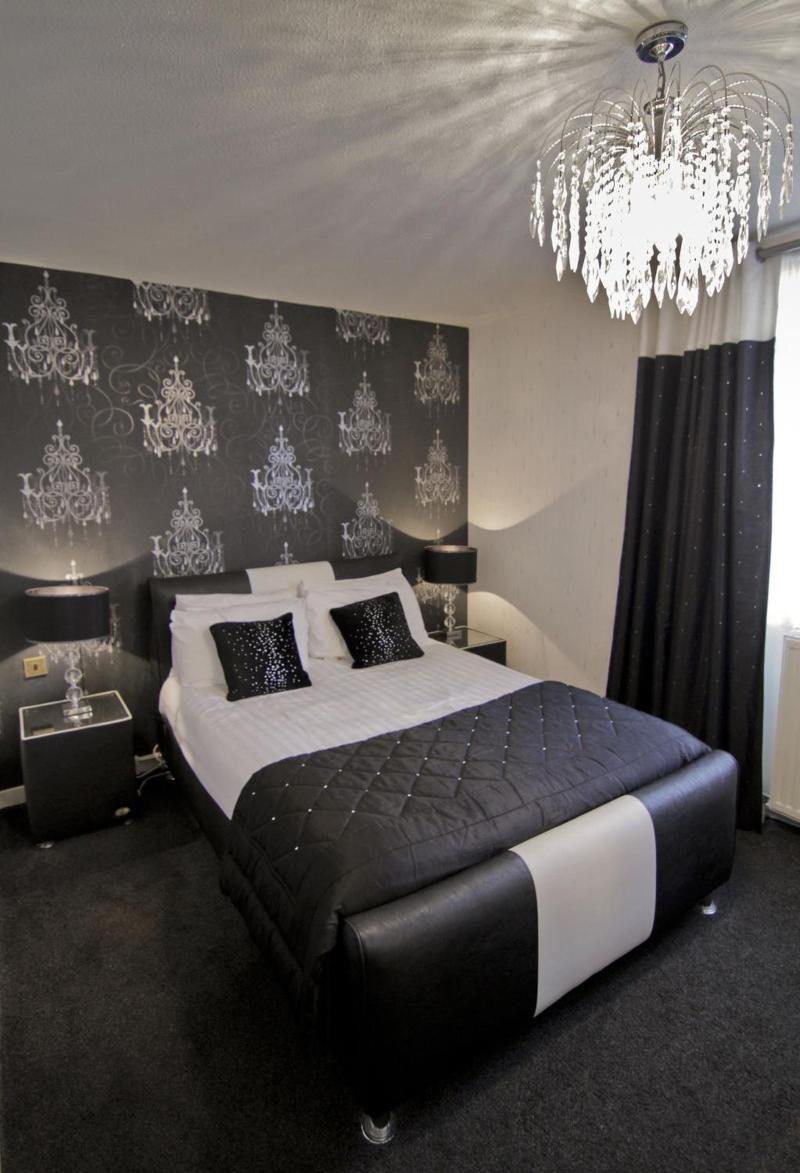 The Burnside Hotel image