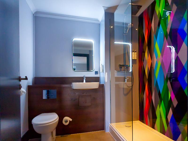 Village Hotel Hull image