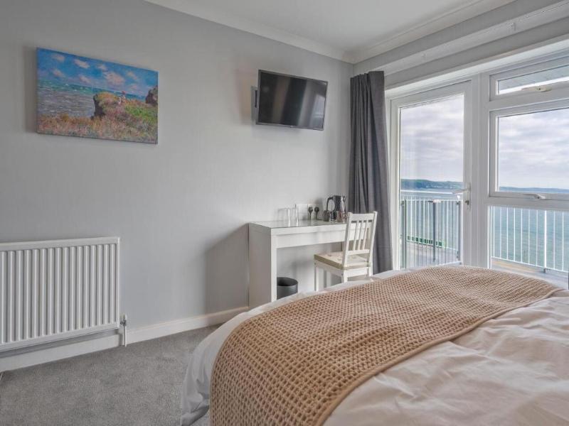 Fieldhead Hotel   Horizons Restaurant image