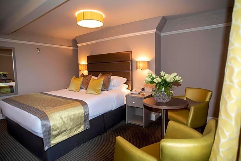 Cubley Hall image