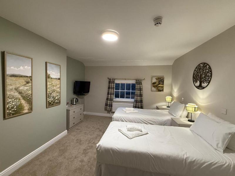 Mary Arden Inn image