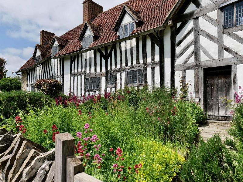 Mary Arden Inn image