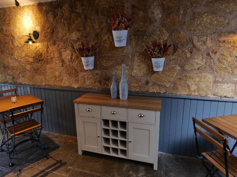 Mary Arden Inn image
