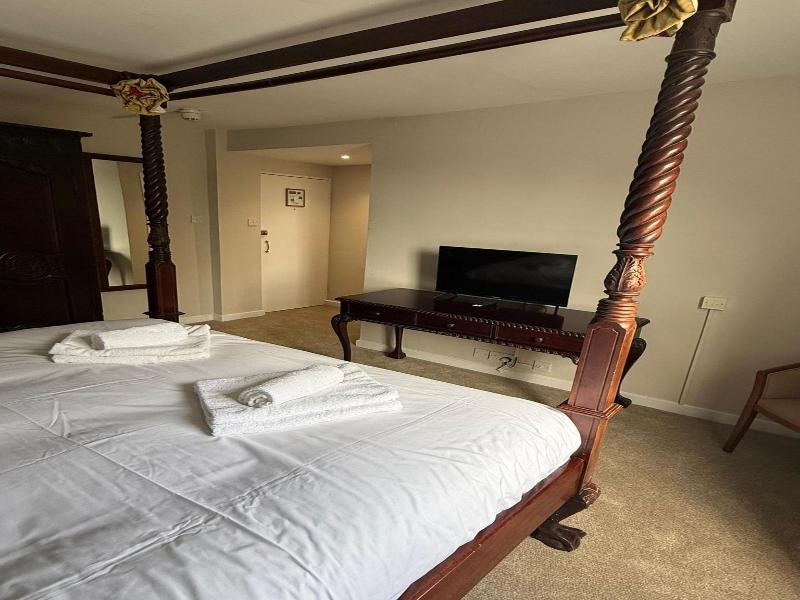 Mary Arden Inn image