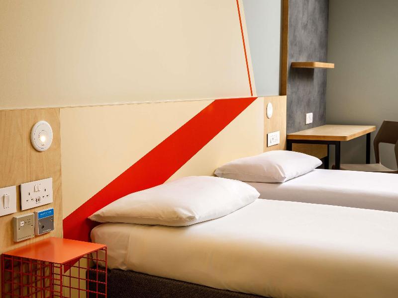 ibis budget Birmingham Centre image