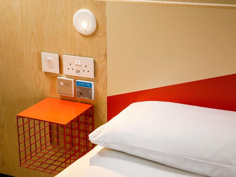 ibis budget Birmingham Centre image