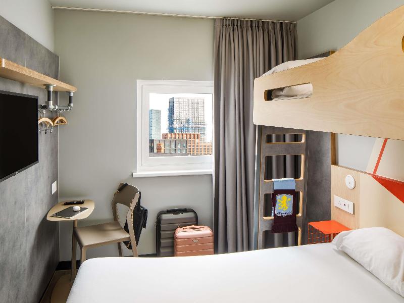 ibis budget Birmingham Centre image