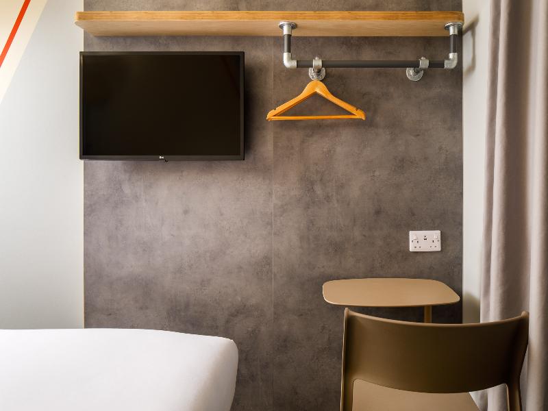 ibis budget Birmingham Centre image