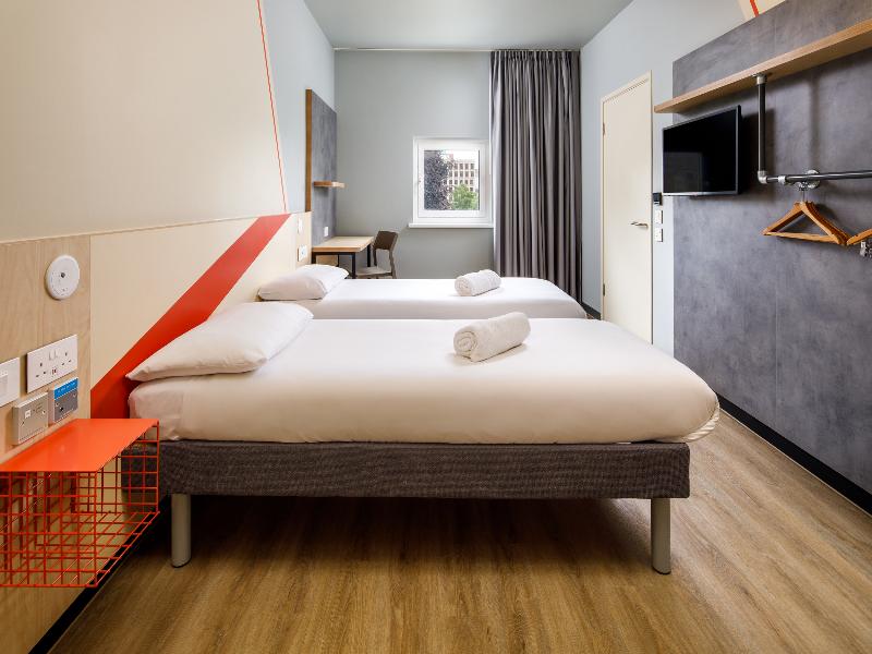 ibis budget Birmingham Centre image