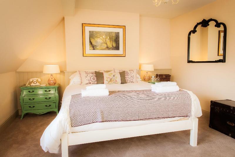 The White Buck Inn image