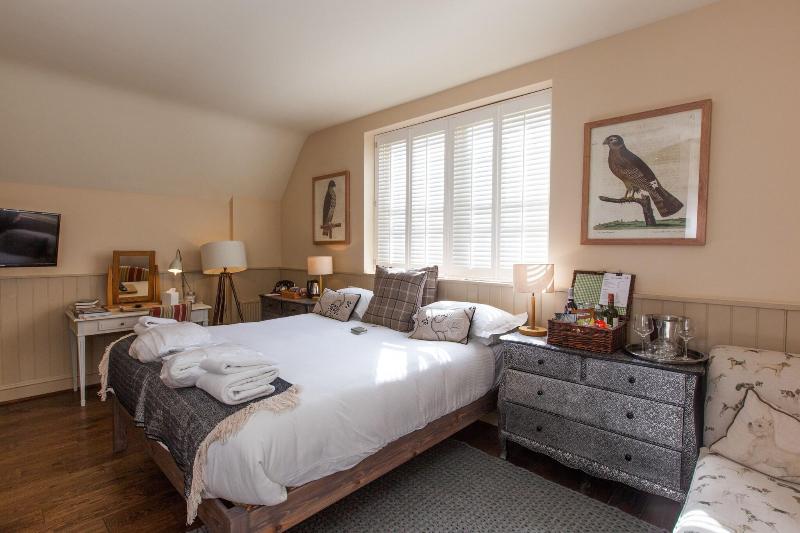 The White Buck Inn image