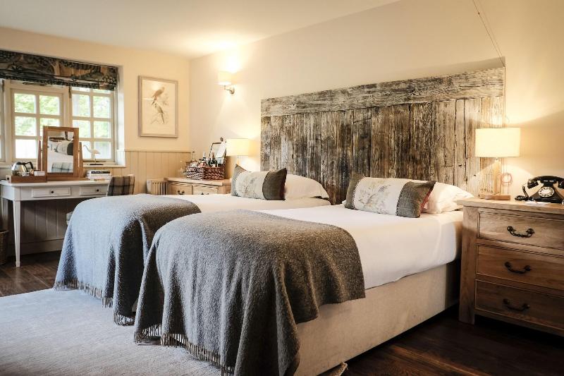 The White Buck Inn image