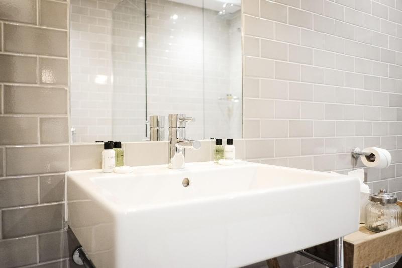 The White Buck Inn image
