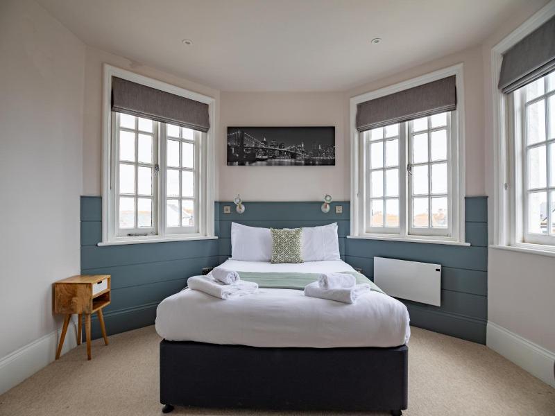 The Bay Hotel image