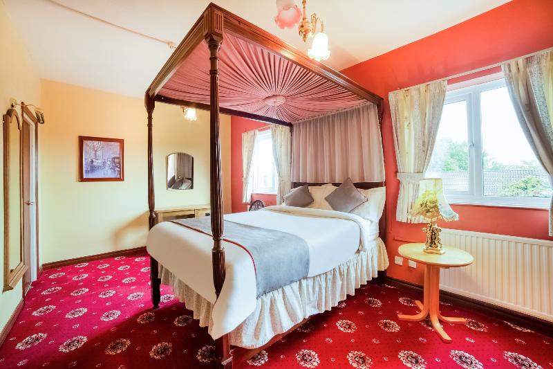 The Royal Hotel image