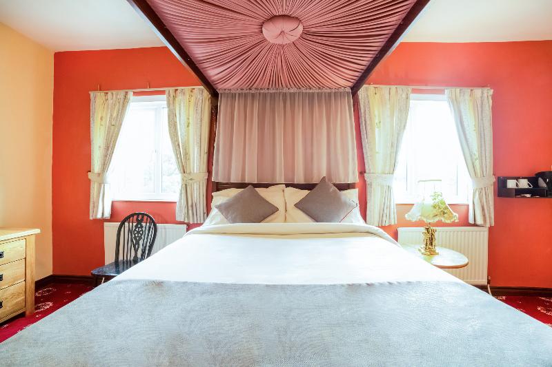 The Royal Hotel image