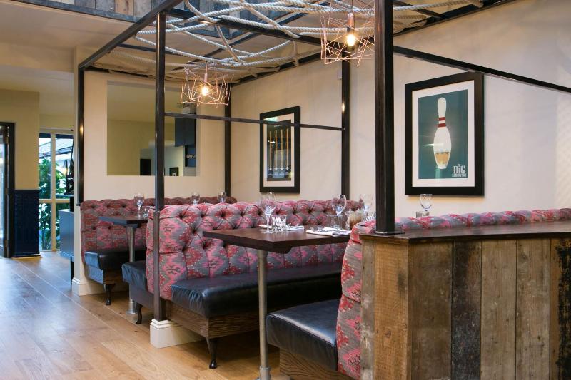 Queens Hotel by Marstons Inns — photo 5