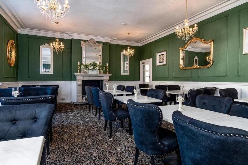 The Lansdowne Hotel image