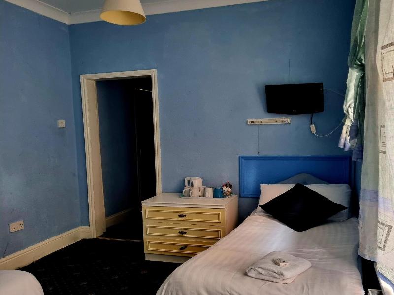 The New Osterley Hotel image