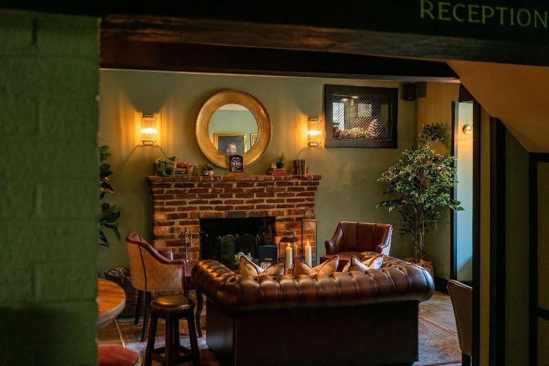 High Corner Inn image